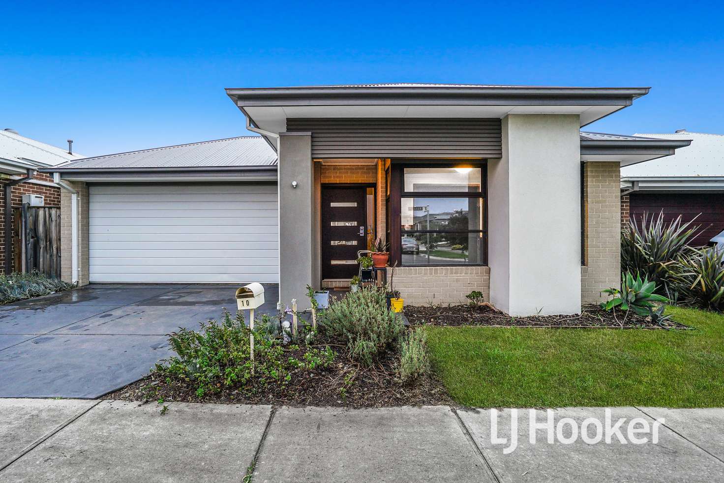 Main view of Homely house listing, 10 Mahal Drive, Clyde North VIC 3978