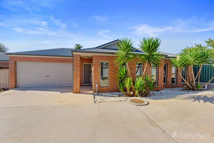 Main view of Homely unit listing, 2/12 Knape Street, Long Gully VIC 3550