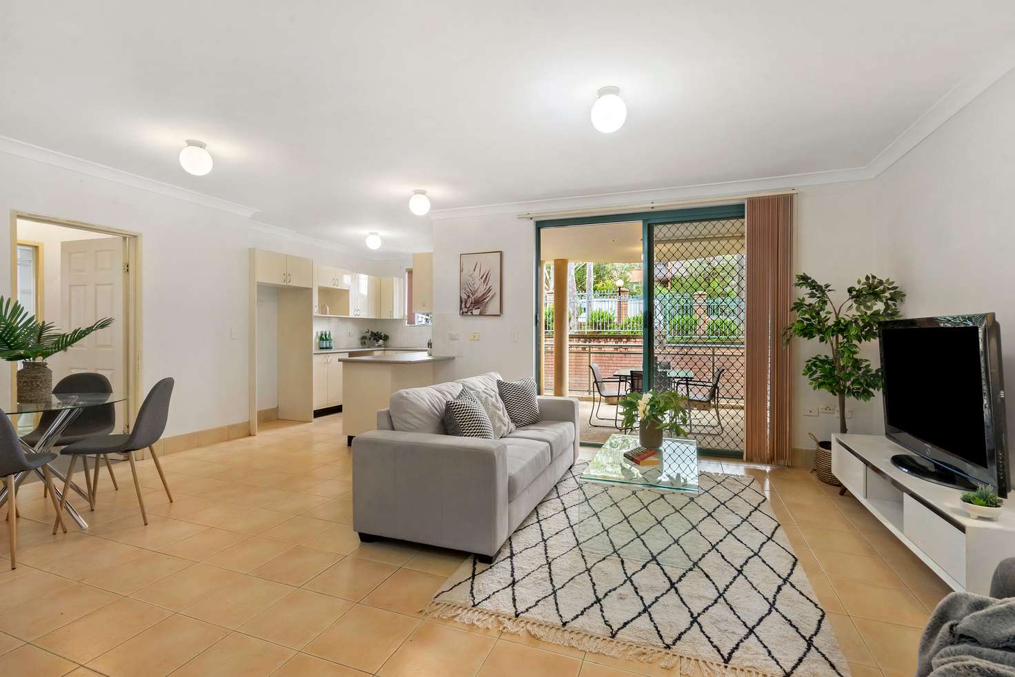 Main view of Homely unit listing, 2/6-8 Paton Street, Merrylands West NSW 2160