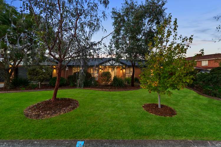 5 Golden Grove Court, Keilor Lodge VIC 3038