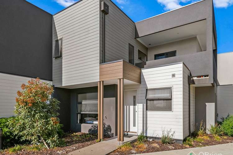 Main view of Homely townhouse listing, 5 Dominic Road, Pakenham VIC 3810