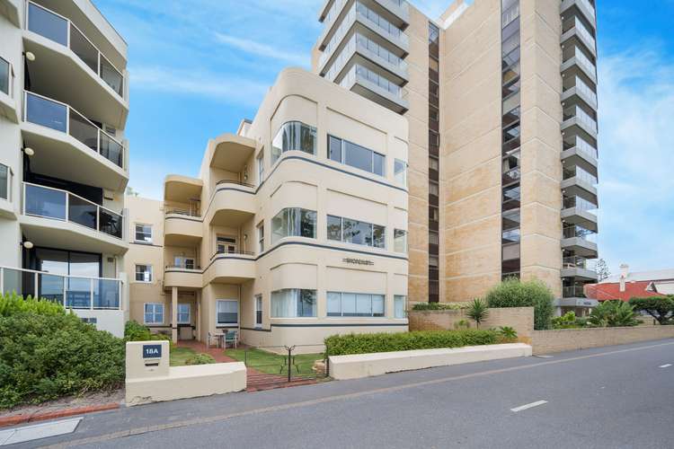 4/18A South Esplanade, Glenelg SA 5045