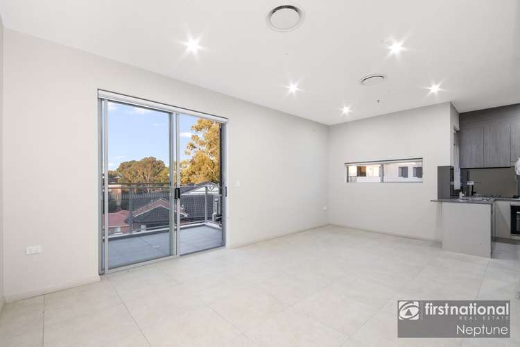 Main view of Homely apartment listing, 19/4-6 Linden Street, Toongabbie NSW 2146