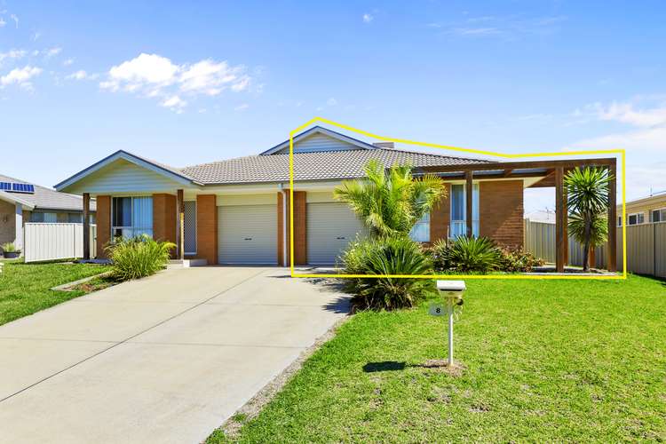 Second view of Homely house listing, 8 Rosehill Place, Tamworth NSW 2340