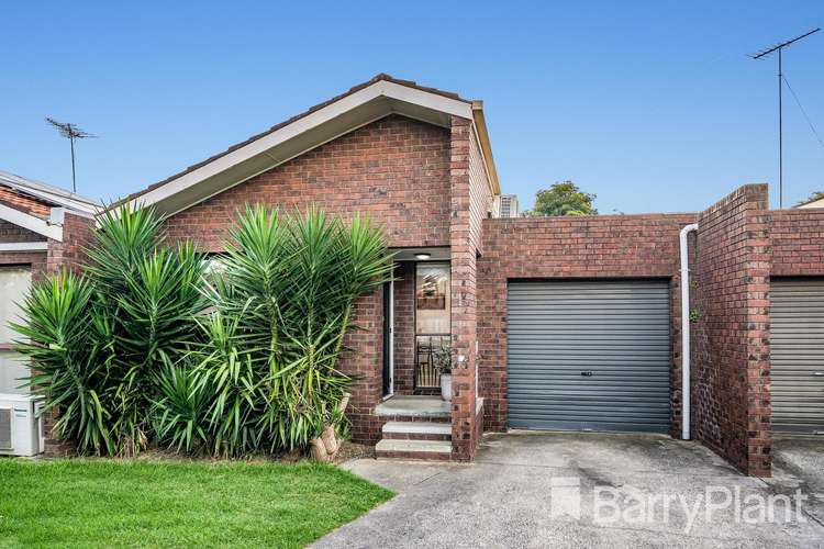 Main view of Homely townhouse listing, 2/49 Oberon Drive, Belmont VIC 3216