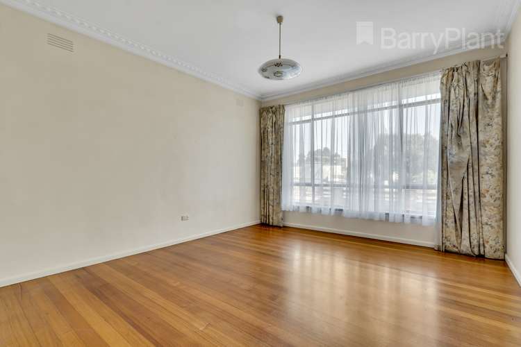 Sixth view of Homely house listing, 2 Lindenow Street, Reservoir VIC 3073