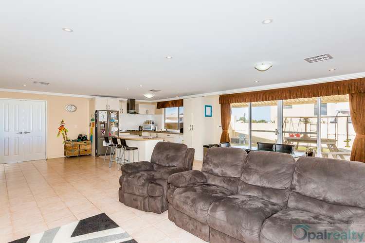 Fifth view of Homely house listing, 17 Lookout Vista, Singleton WA 6175