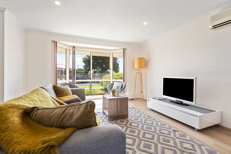 Second view of Homely unit listing, 2/17 Hindle Street, Grovedale VIC 3216