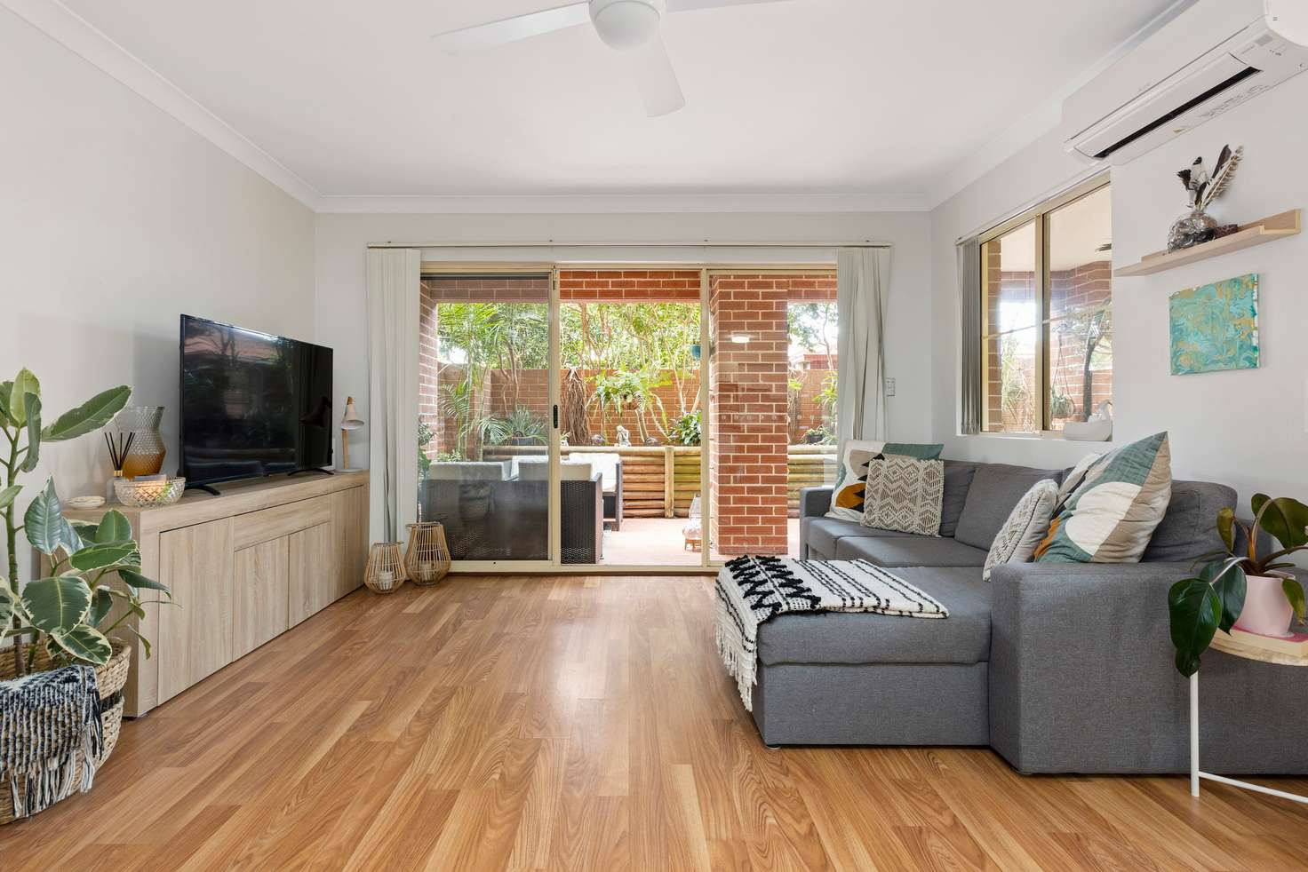 Main view of Homely unit listing, 1/7-9 Quirk Road, Manly Vale NSW 2093