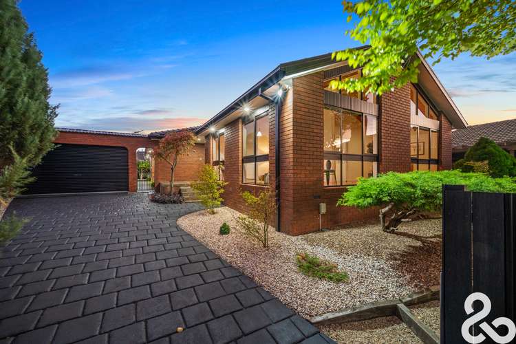 4 Kelly Place, Mill Park VIC 3082