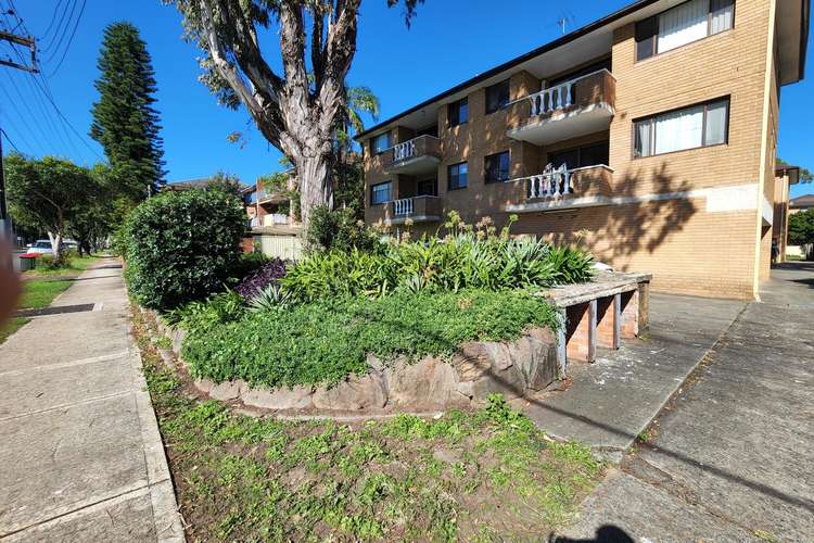 Main view of Homely unit listing, 1/32-34 William Street, Granville NSW 2142