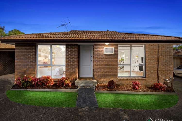 Main view of Homely unit listing, 2/18 Freeman Street, Ringwood East VIC 3135