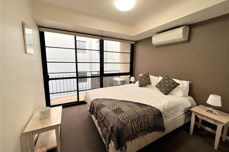 Third view of Homely apartment listing, 817/585 Latrobe Street, Melbourne VIC 3000