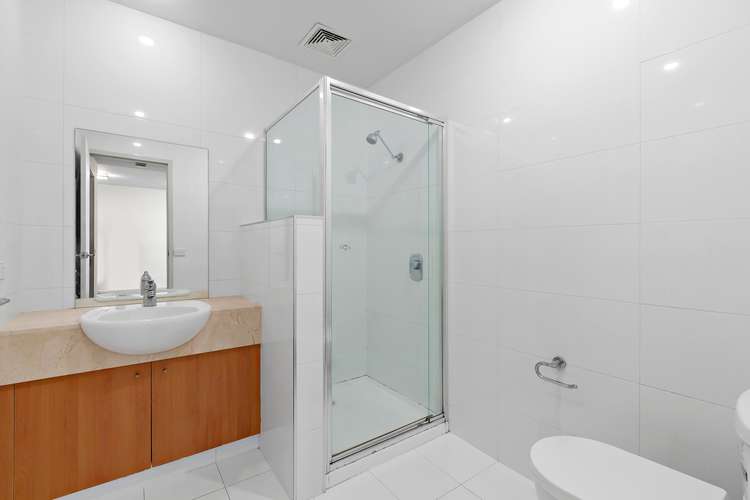 Fifth view of Homely apartment listing, 25/17-21 Blackwood Street, North Melbourne VIC 3051