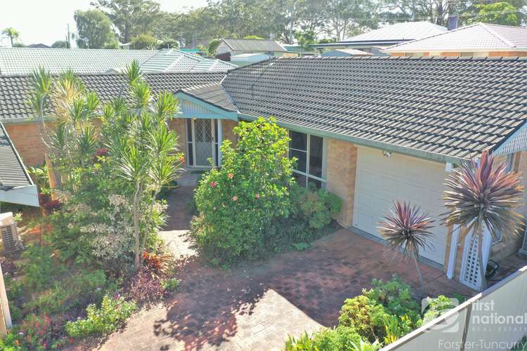 Second view of Homely villa listing, 2/4 Huntly Close, Tuncurry NSW 2428