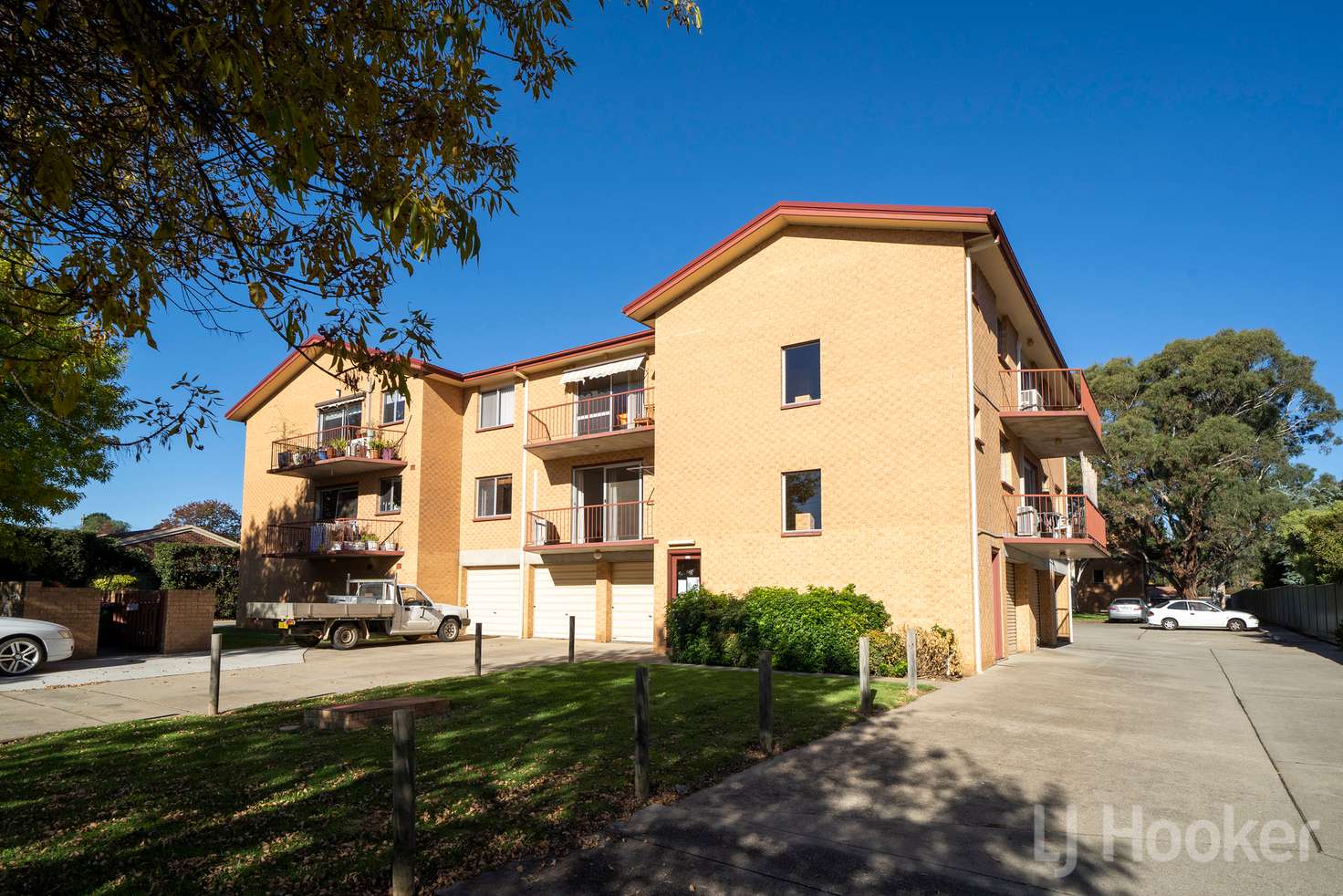 Main view of Homely unit listing, 1/17 Mowatt Street, Queanbeyan East NSW 2620