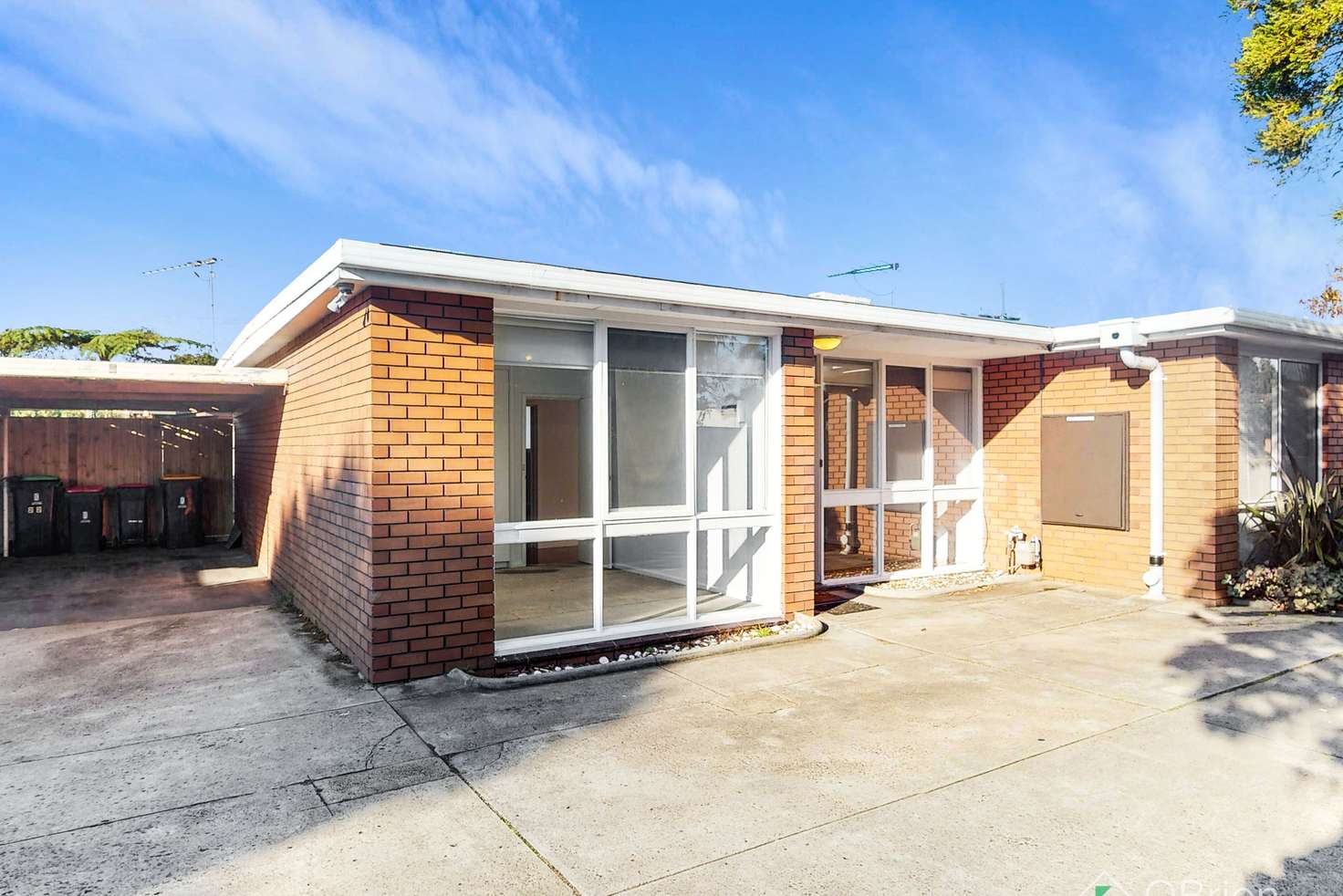 Main view of Homely unit listing, 2/27 Broadway, Bonbeach VIC 3196
