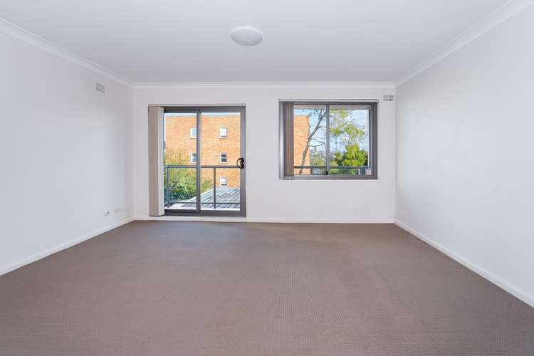 Main view of Homely apartment listing, 19/50 Crown Road, Queenscliff NSW 2096