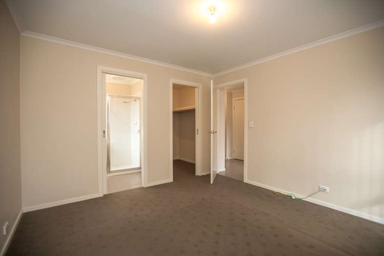 Fifth view of Homely house listing, 2 Linda Drive, Bacchus Marsh VIC 3340