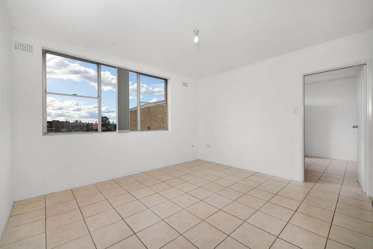 Fifth view of Homely unit listing, 18/6-8 Station Street, Guildford NSW 2161