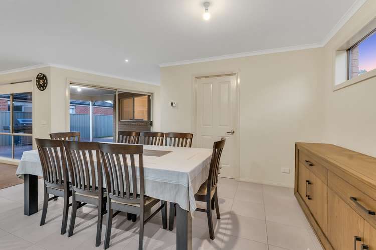 Sixth view of Homely house listing, 8 Reynard Place, Cranbourne East VIC 3977