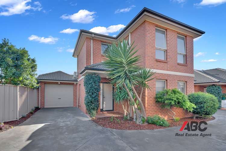 Main view of Homely townhouse listing, 2/12 Millawa Avenue, St Albans VIC 3021