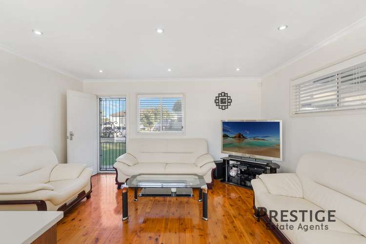 Second view of Homely house listing, 7 Chamberlain Drive, Smithfield NSW 2164