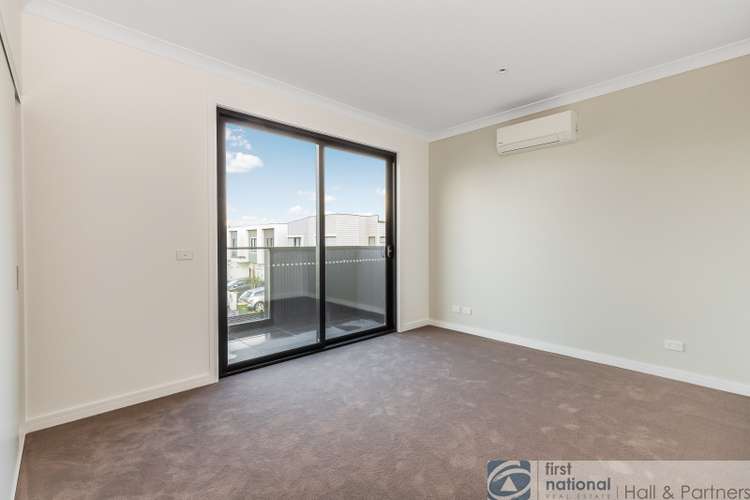 Fifth view of Homely townhouse listing, 21 Rosevae Crescent, Keysborough VIC 3173