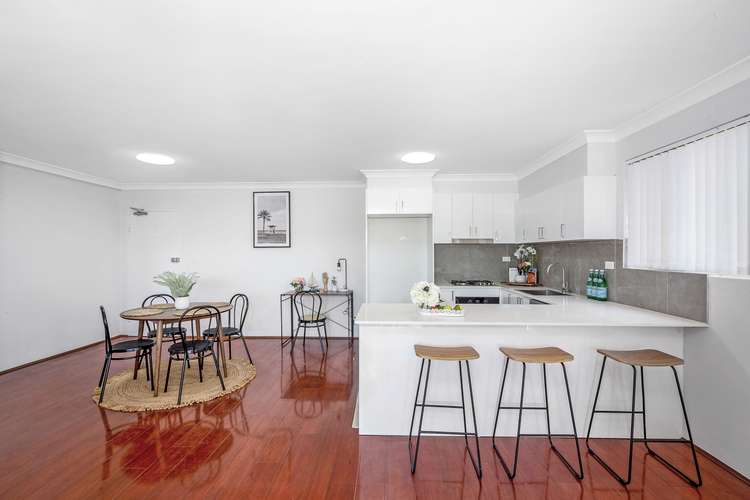 Third view of Homely unit listing, 2/12-16 Toongabbie Road, Toongabbie NSW 2146