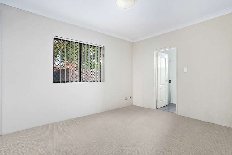 Fifth view of Homely apartment listing, 2/7 Bembridge Street, Carlton NSW 2218