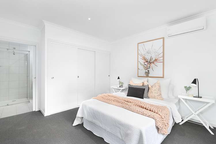 Third view of Homely townhouse listing, 1/5 Oxford Street, Whittington VIC 3219