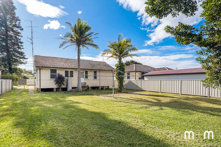 Fifth view of Homely house listing, 25 Benaud Crescent, Warilla NSW 2528