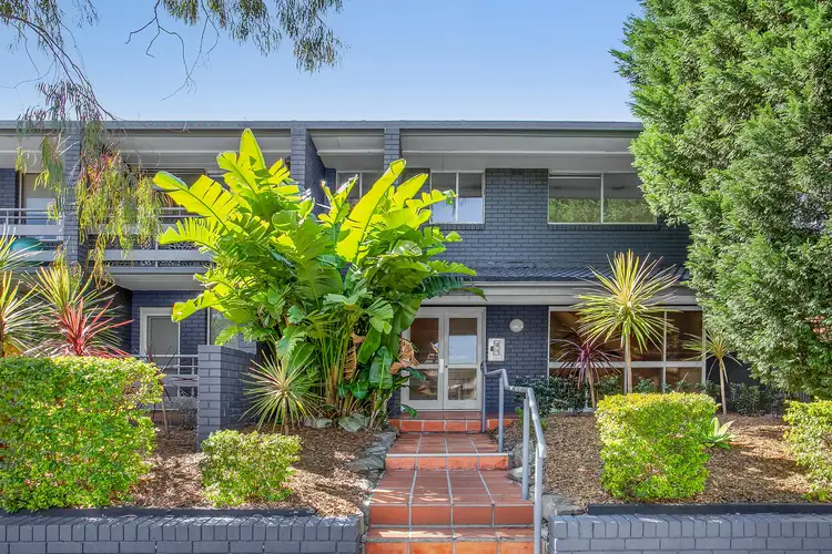7/3 Rayner Street