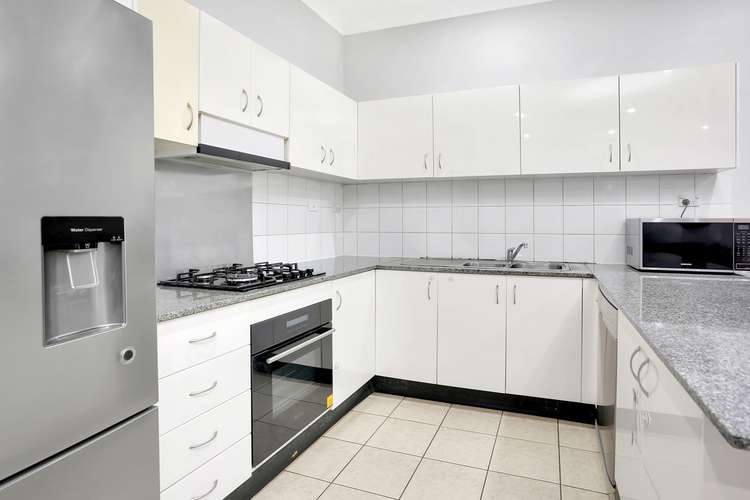 Second view of Homely villa listing, 6/133 Toongabbie Road, Toongabbie NSW 2146