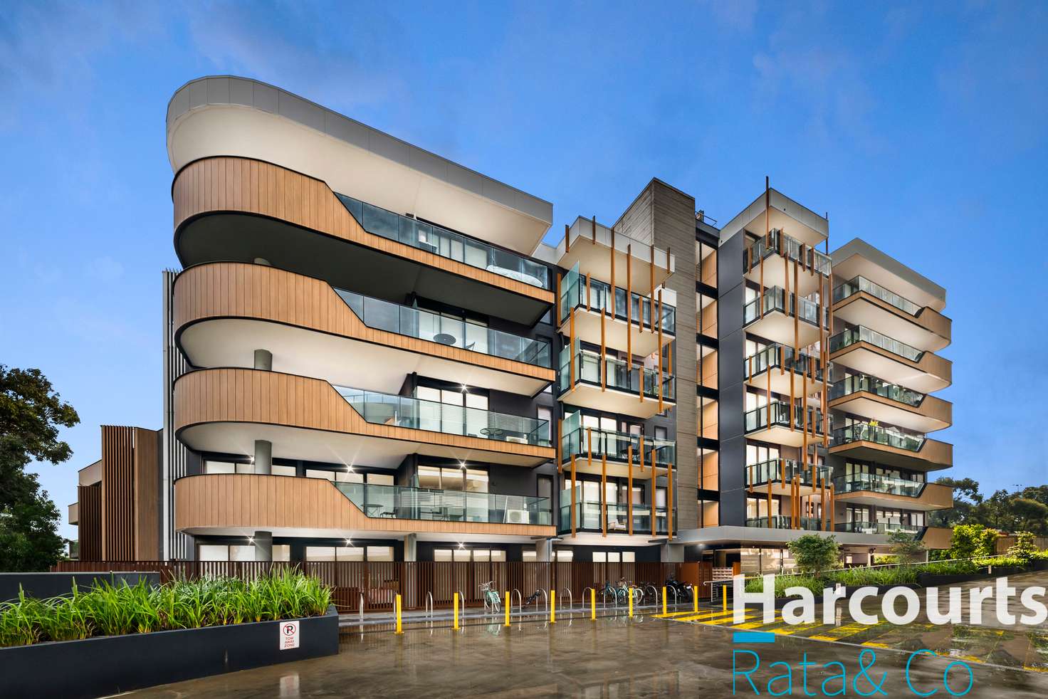 Main view of Homely apartment listing, 10/3 Snake Gully Drive, Bundoora VIC 3083