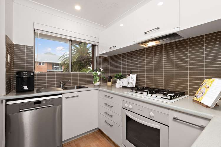 Second view of Homely apartment listing, 8/4 Greenwood Place, Freshwater NSW 2096