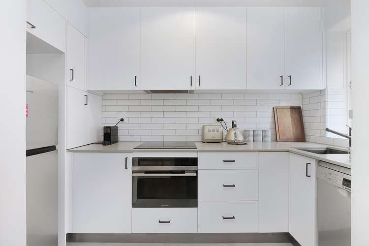 Second view of Homely apartment listing, 2/11 Dickson Street, Bronte NSW 2024