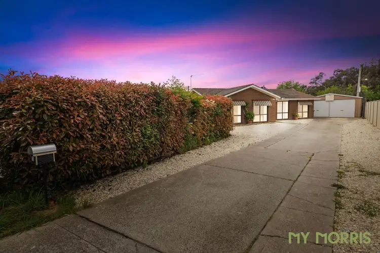 15 Muir Close