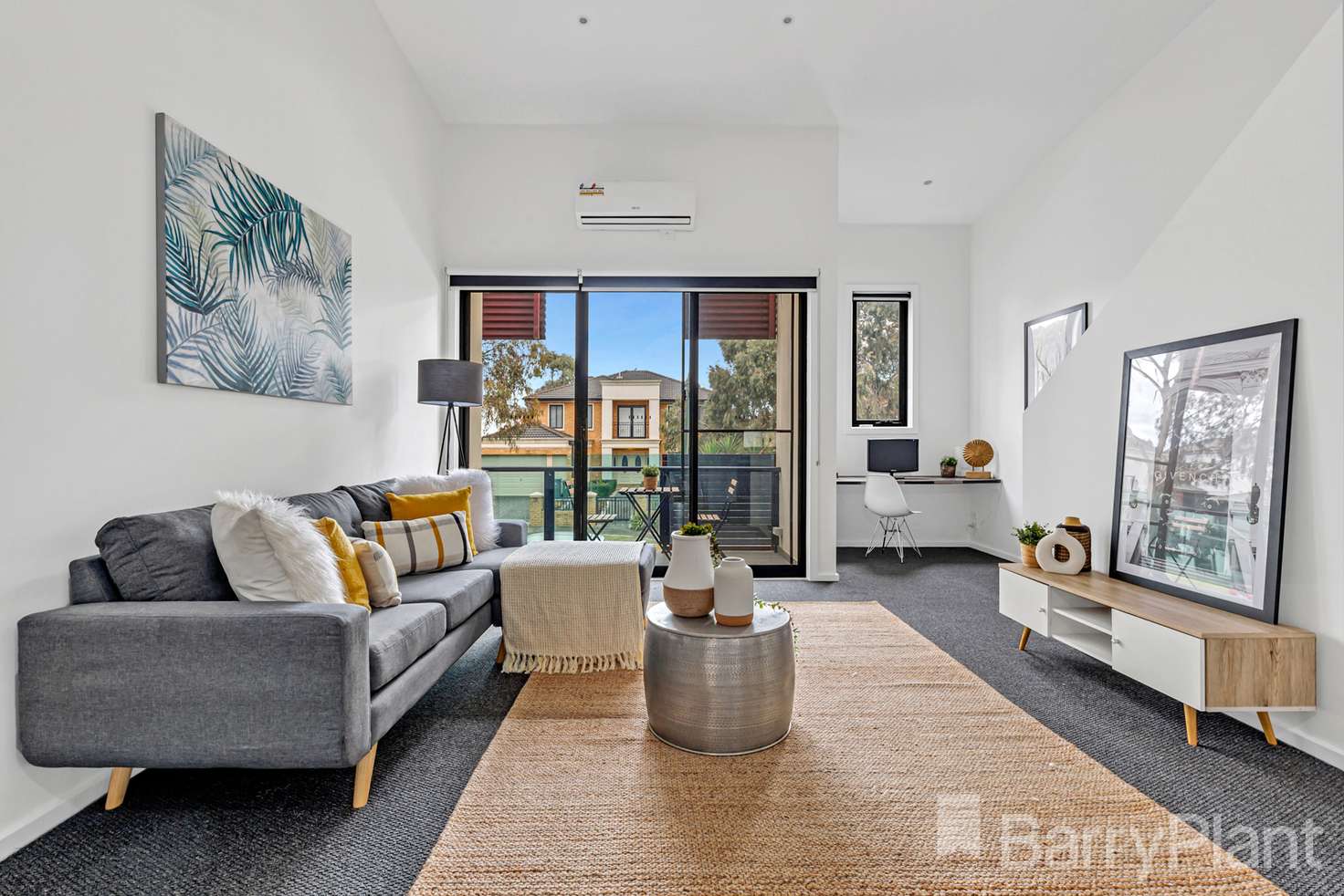 Main view of Homely house listing, 10 Karl Court, Bundoora VIC 3083