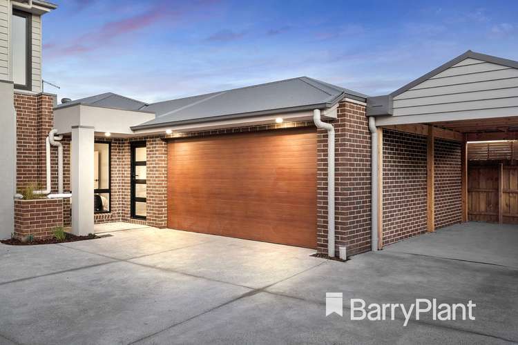 Main view of Homely townhouse listing, 2/7 Morelle Court, Mooroolbark VIC 3138