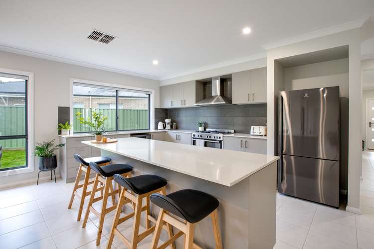 Fifth view of Homely house listing, 10 Balmain Place, Lavington NSW 2641