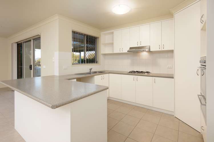 Third view of Homely house listing, 19 Montclair Avenue, Wodonga VIC 3690