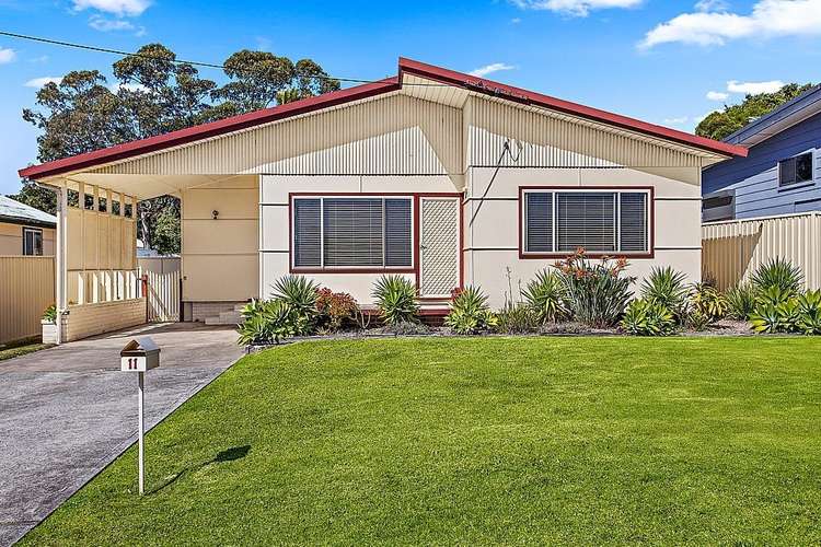 Main view of Homely house listing, 11 Griffiths Street, Oak Flats NSW 2529