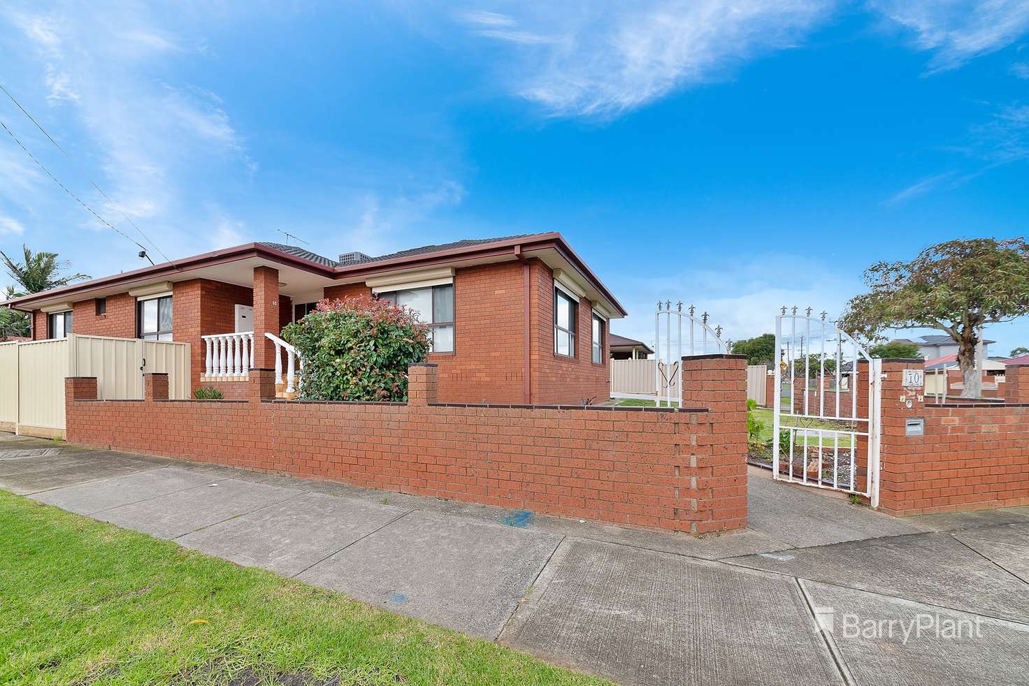 Main view of Homely house listing, 10 Dunkeld Street, Meadow Heights VIC 3048