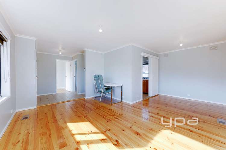 Fourth view of Homely house listing, 33 Cassandra Drive, Gladstone Park VIC 3043