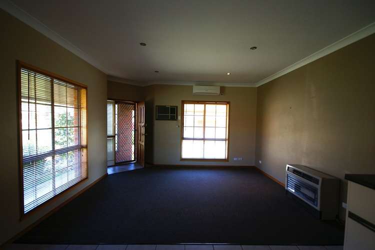 Third view of Homely unit listing, 1/140 Benyon Street, Albury NSW 2640