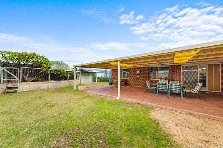 Fourth view of Homely house listing, 2 Wildflower Close, Singleton WA 6175