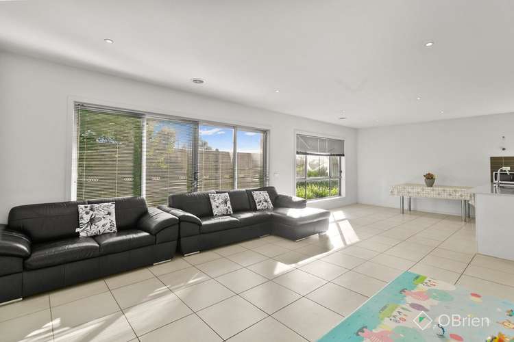 Fourth view of Homely house listing, 2 Denistoun Crescent, Cranbourne VIC 3977