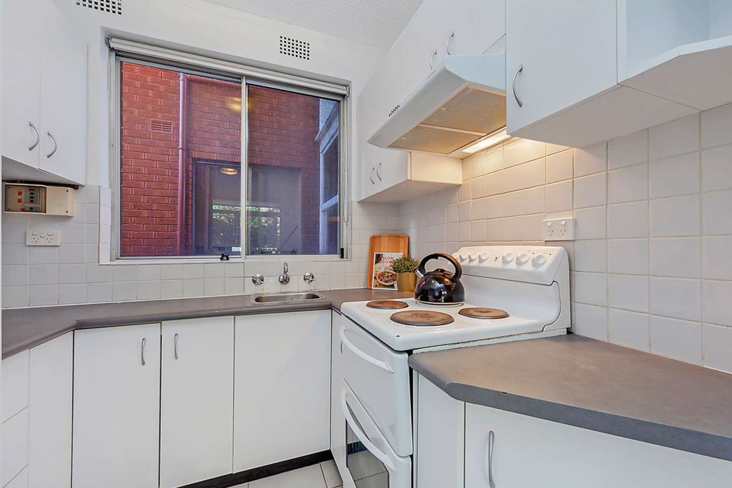 Main view of Homely unit listing, 2/10 Bank Street, Meadowbank NSW 2114