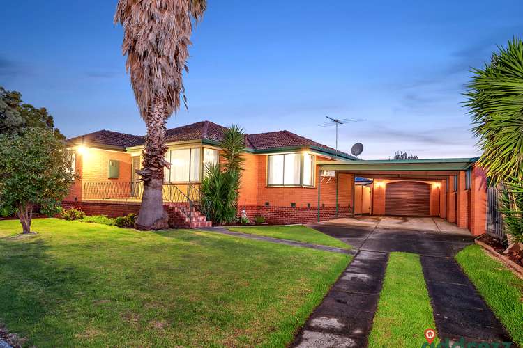 Second view of Homely house listing, 2 Cranbourne Drive, Cranbourne VIC 3977